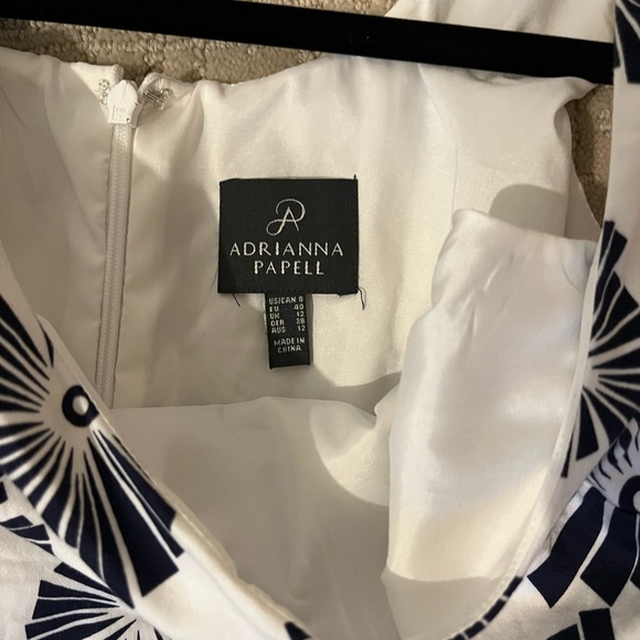 Adrianna Papell Floral navy and White Dress size 8 - Picture 2 of 3